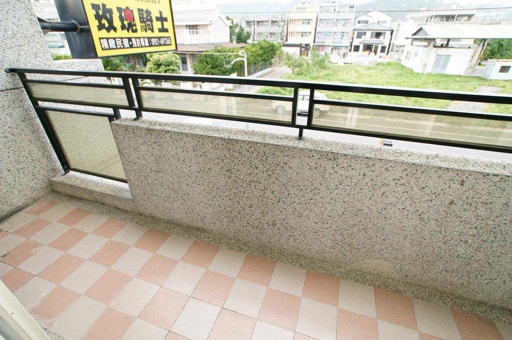 Rose Rider Guesthouse Taitung Bagian luar foto