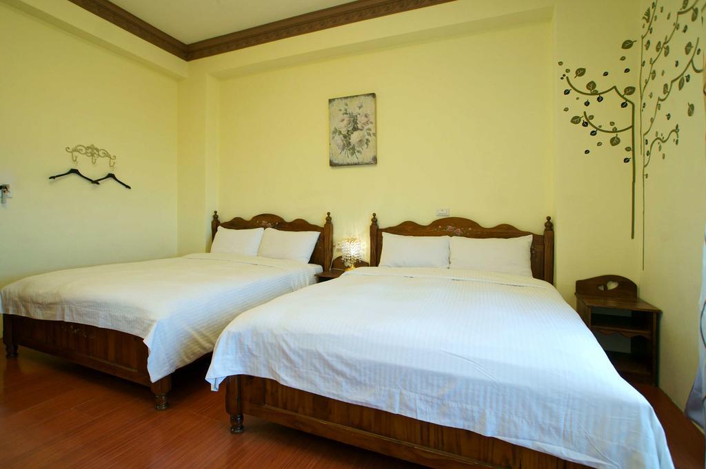 Rose Rider Guesthouse Taitung Bagian luar foto